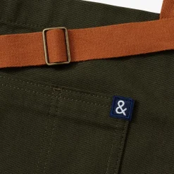 Essential Apron