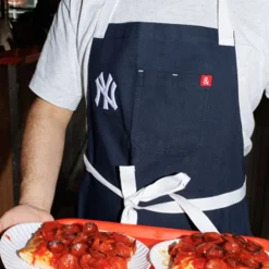 MLB™ Essential Apron