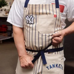 MLB™ Essential Apron