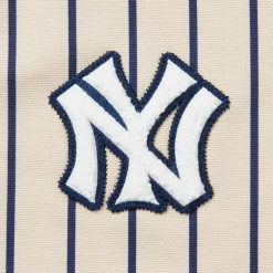 MLB™ Essential Apron